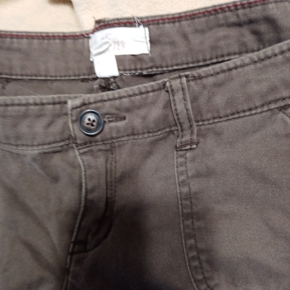 Hollister shorts - Picture 3 of 4